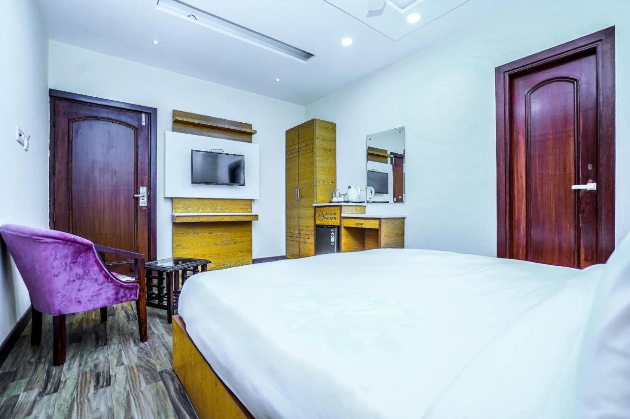 Hotel Aura Grand By Levelup Hotels 암리차르 외부 사진