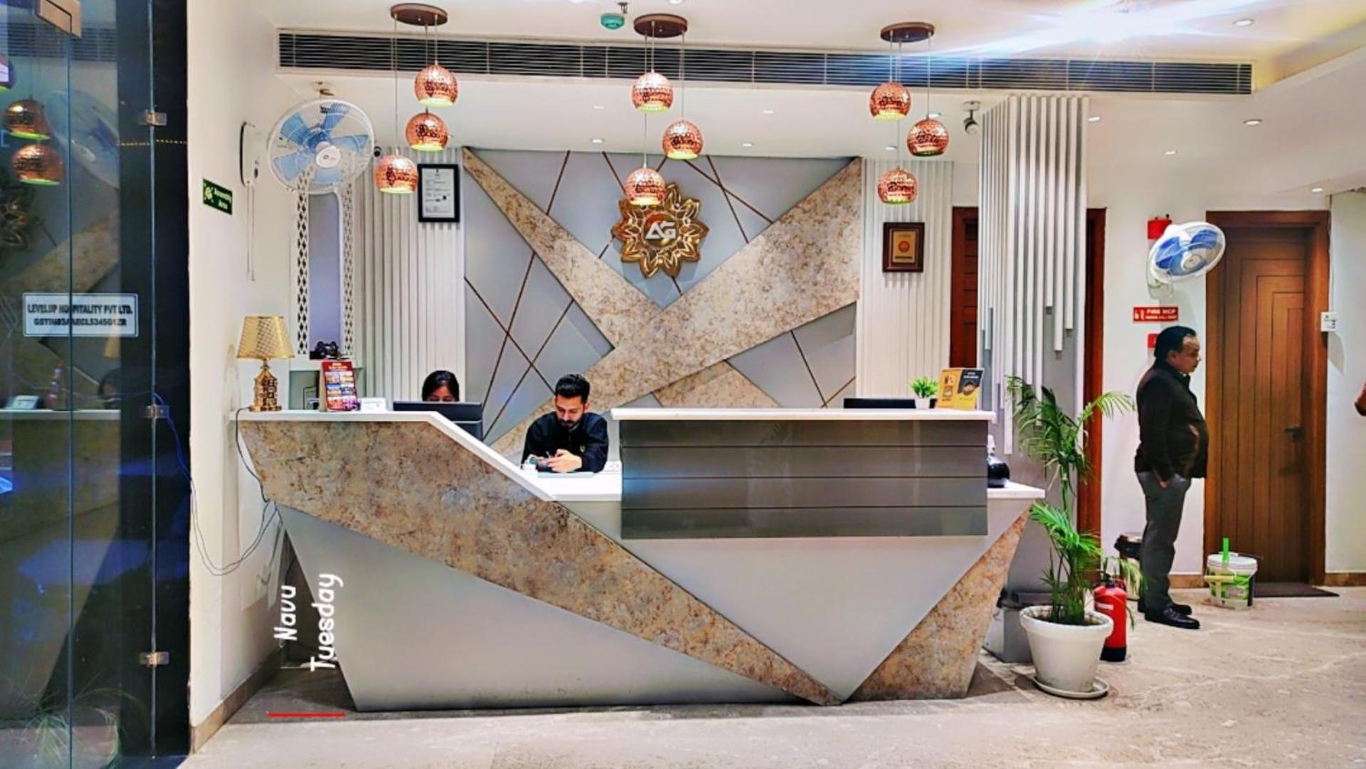 Hotel Aura Grand By Levelup Hotels 암리차르 외부 사진